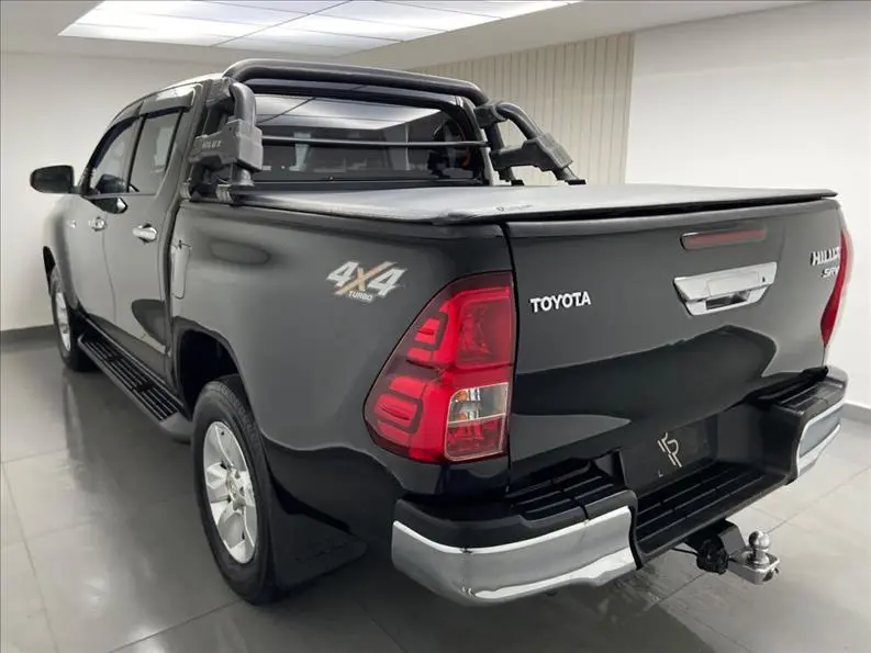 TOYOTA Hilux Caminhonete - Foto