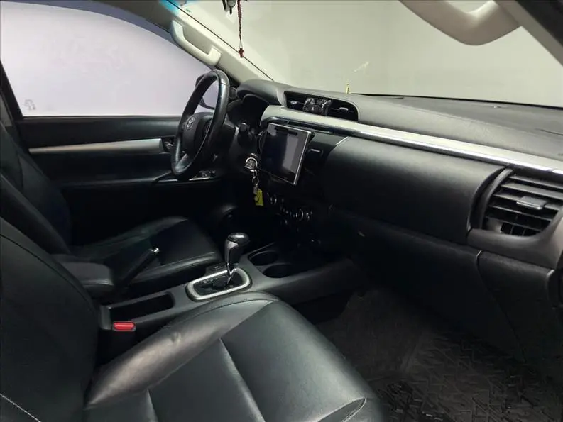 TOYOTA Hilux Caminhonete - Foto