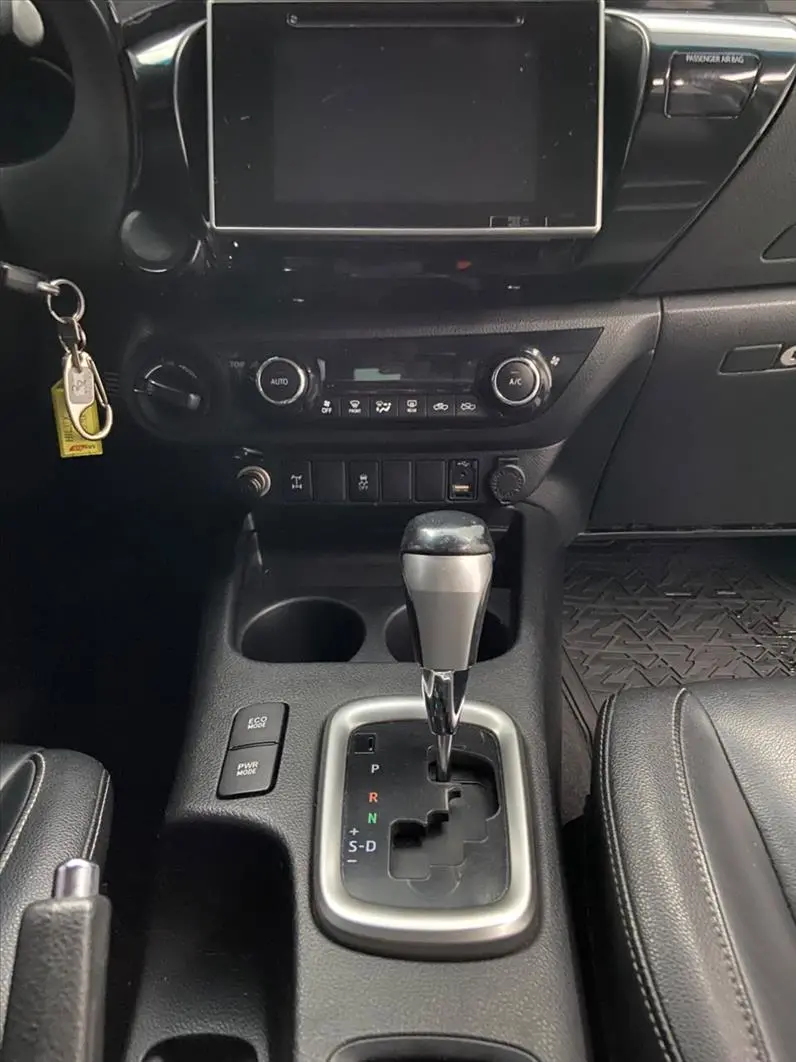 TOYOTA Hilux Caminhonete - Foto