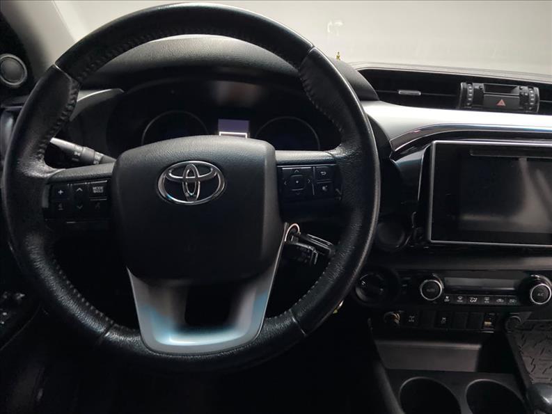 TOYOTA Hilux Caminhonete - Foto