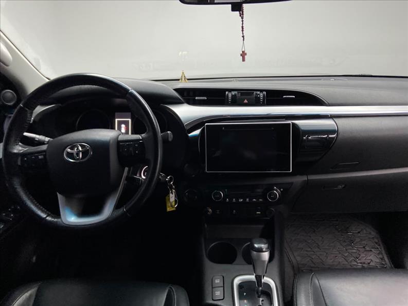 TOYOTA Hilux Caminhonete - Foto