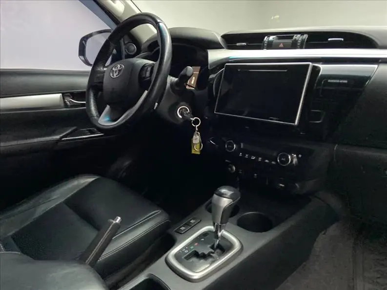 TOYOTA Hilux Caminhonete - Foto