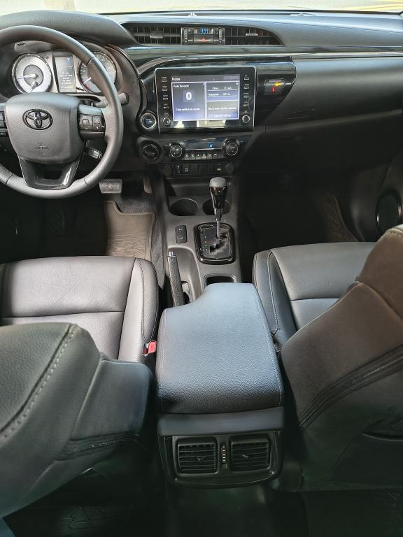 TOYOTA Hilux Caminhonete - Foto