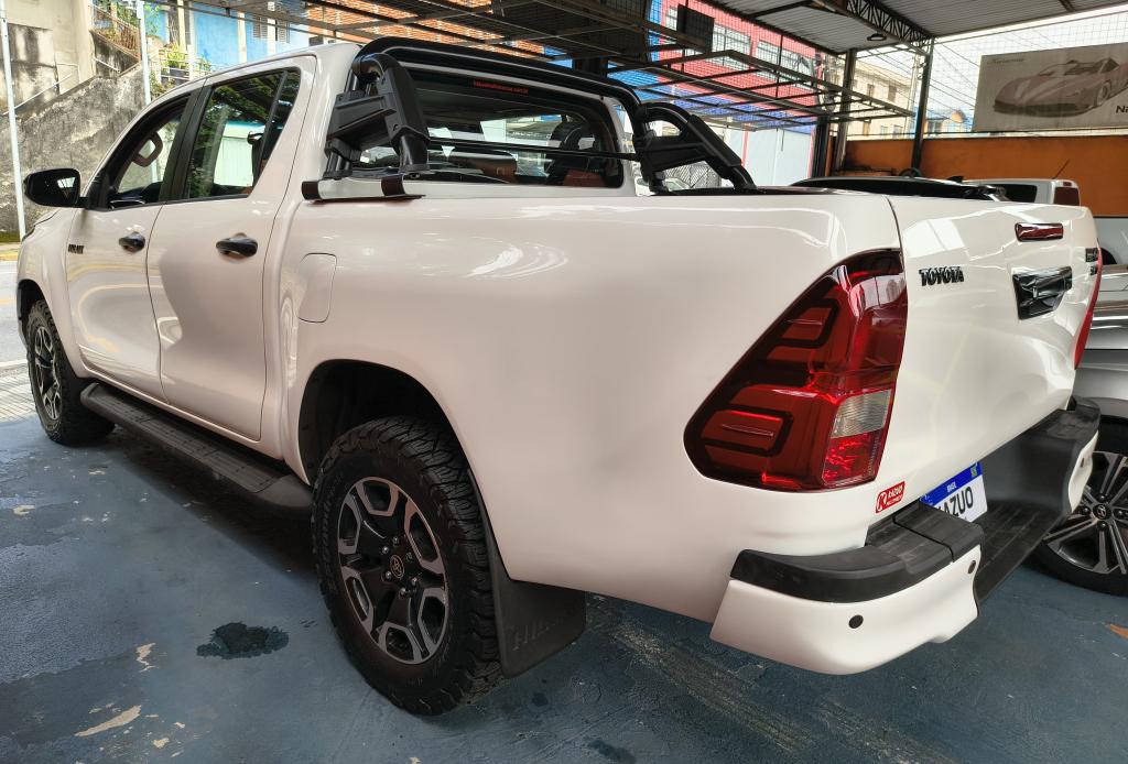 TOYOTA Hilux Caminhonete - Foto