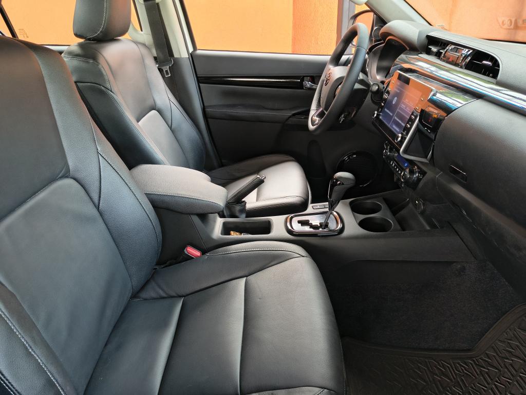 TOYOTA Hilux Caminhonete - Foto