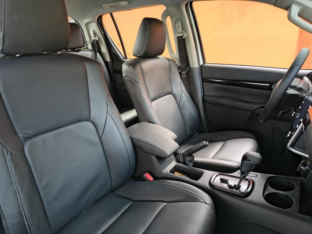 TOYOTA Hilux Caminhonete - Foto