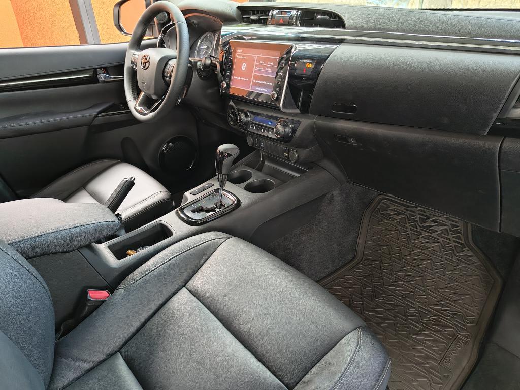 TOYOTA Hilux Caminhonete - Foto