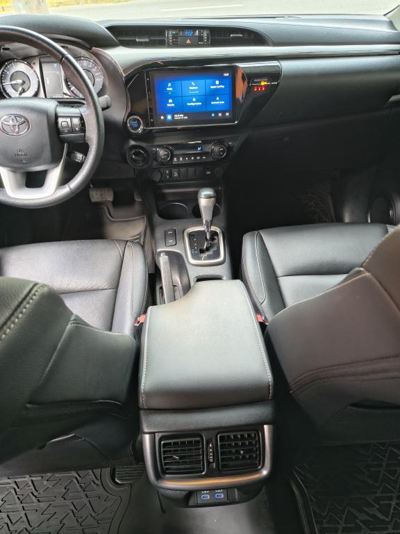 TOYOTA Hilux Caminhonete - Foto