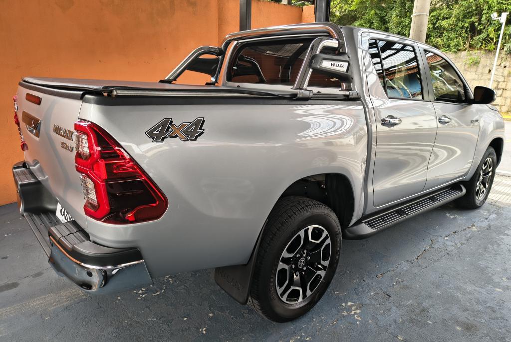 TOYOTA Hilux Caminhonete - Foto