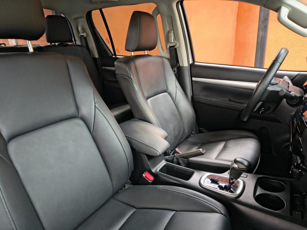 TOYOTA Hilux Caminhonete - Foto