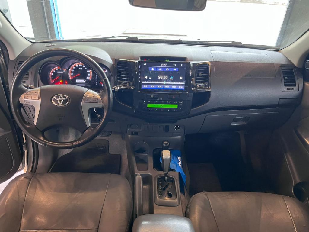 TOYOTA Hilux Caminhonete - Foto