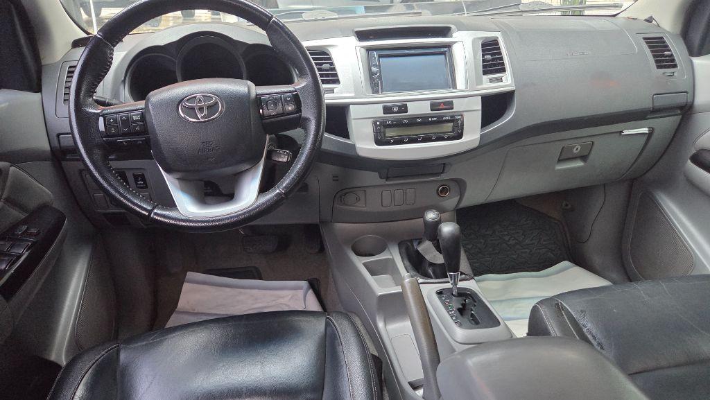 TOYOTA Hilux Caminhonete - Foto
