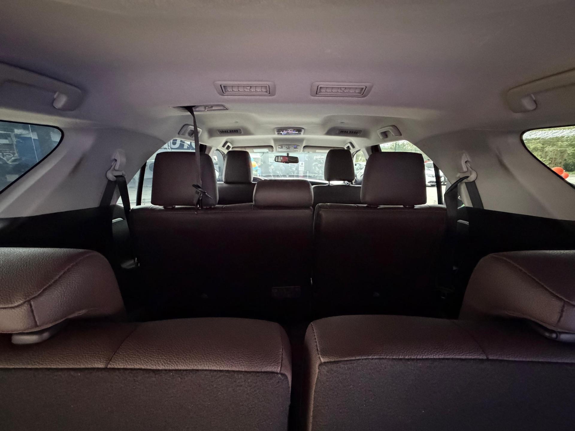 TOYOTA Hilux SW4 - Foto