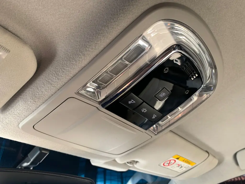 TOYOTA Hilux SW4 - Foto