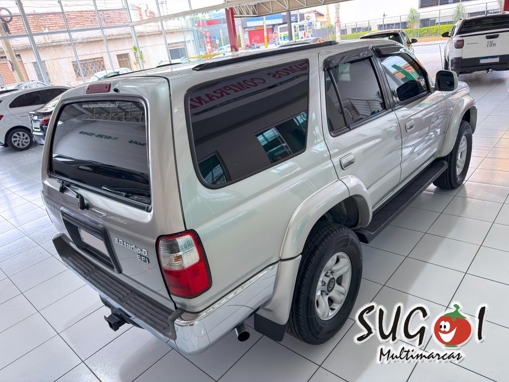 TOYOTA Hilux SW4 - Foto