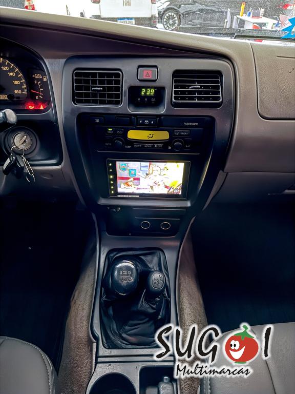 TOYOTA Hilux SW4 - Foto