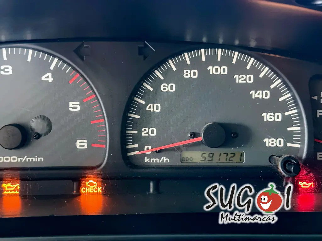 TOYOTA Hilux SW4 - Foto