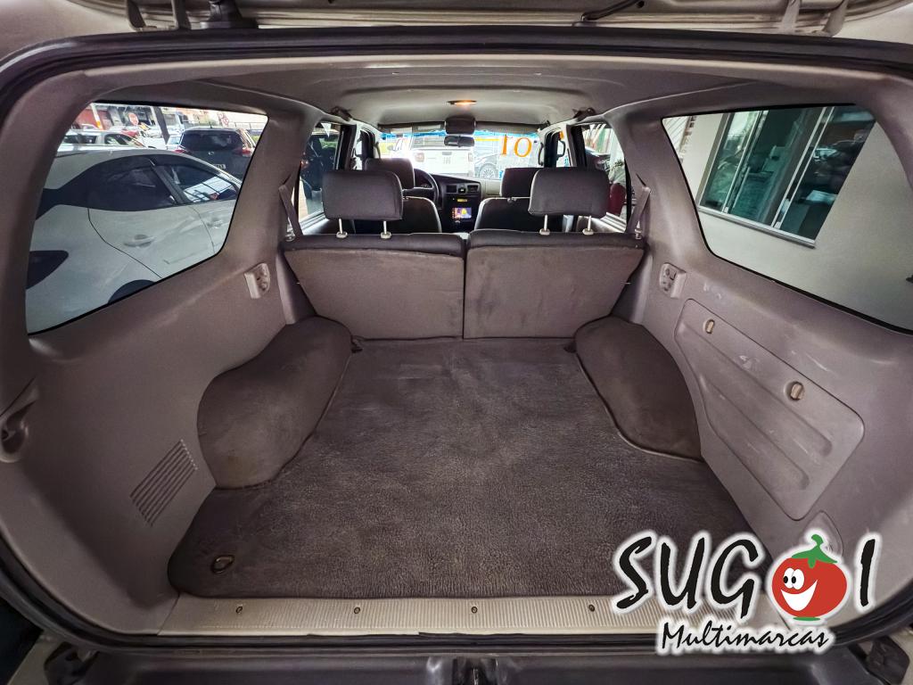 TOYOTA Hilux SW4 - Foto