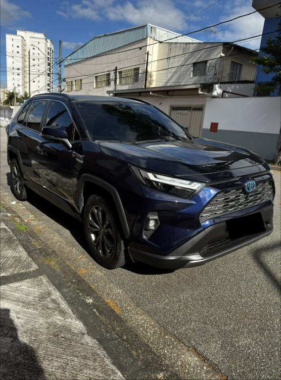 TOYOTA RAV 4