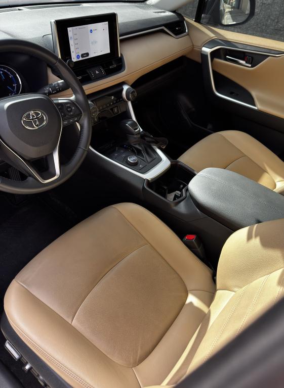TOYOTA RAV 4 - Foto