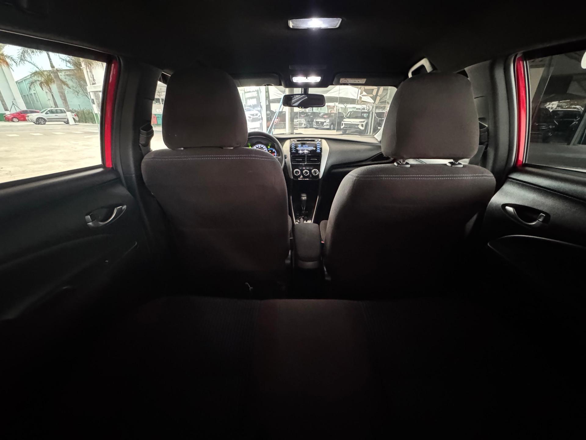 TOYOTA Yaris Hatch - Foto