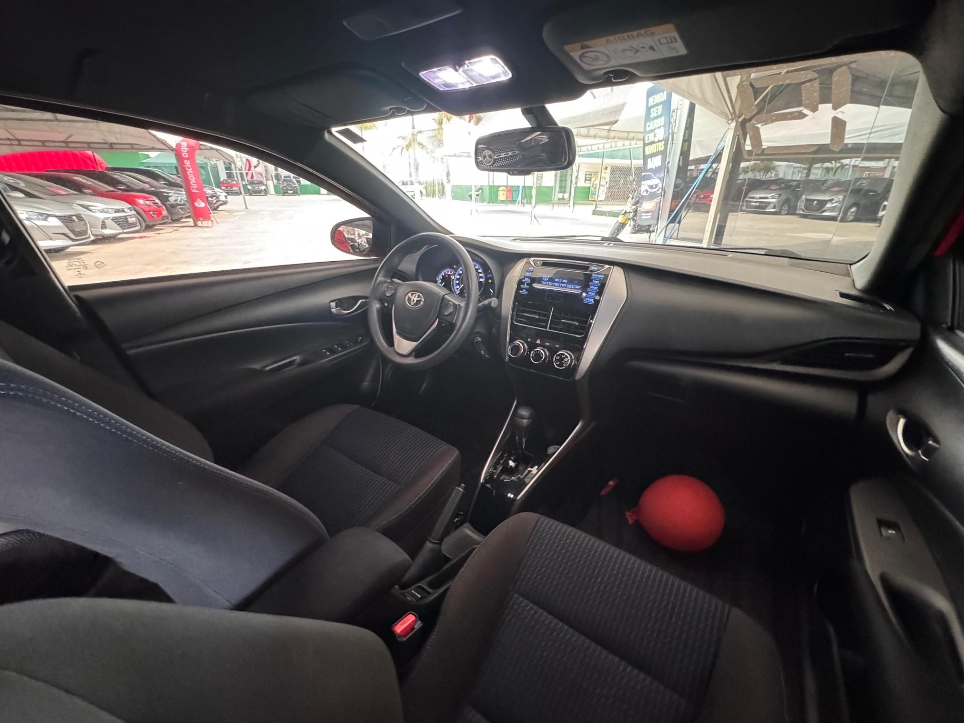 TOYOTA Yaris Hatch - Foto