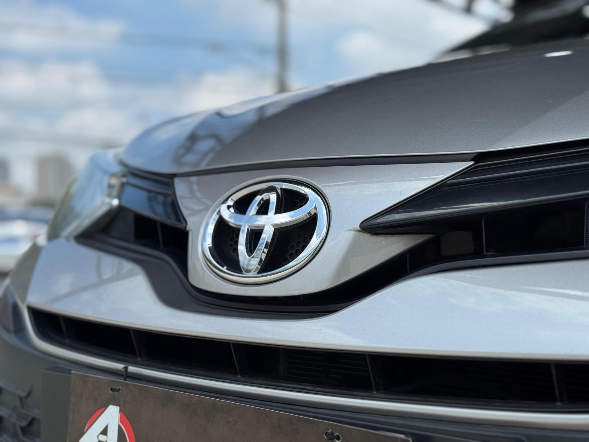 TOYOTA Yaris Hatch - Foto