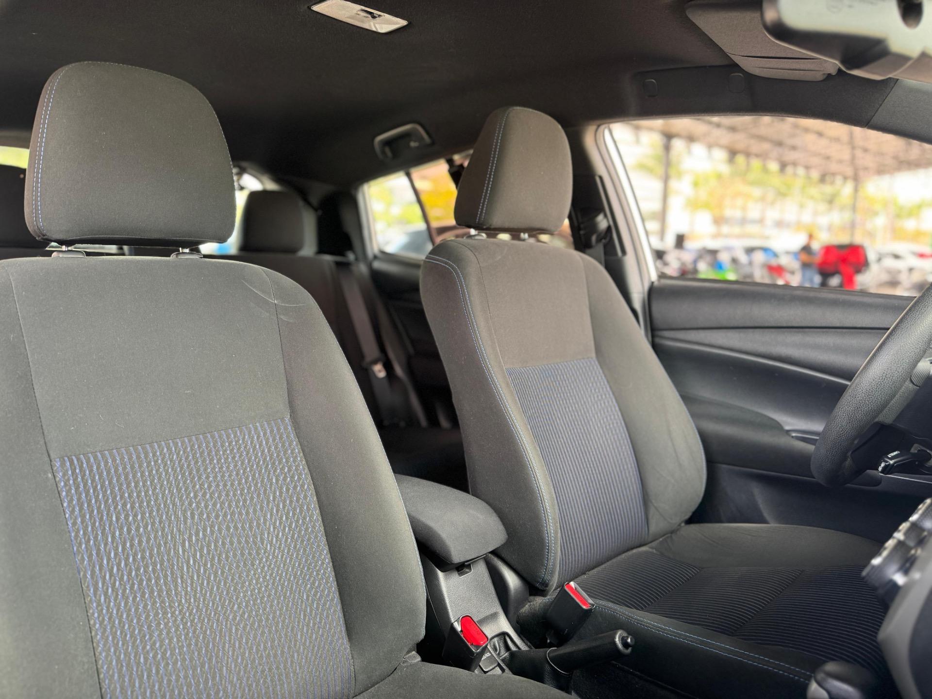 TOYOTA Yaris Hatch - Foto