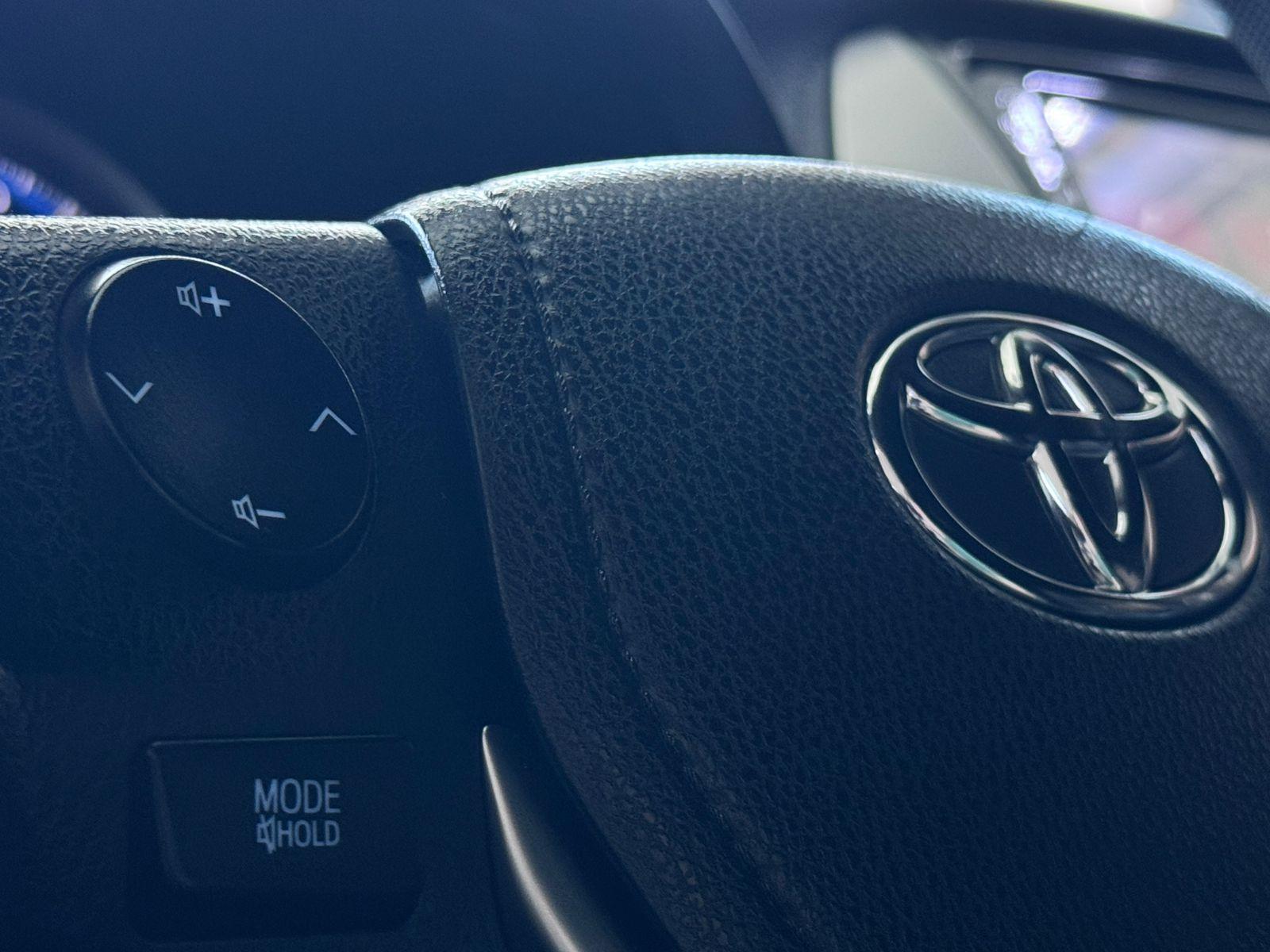 TOYOTA Yaris Hatch - Foto