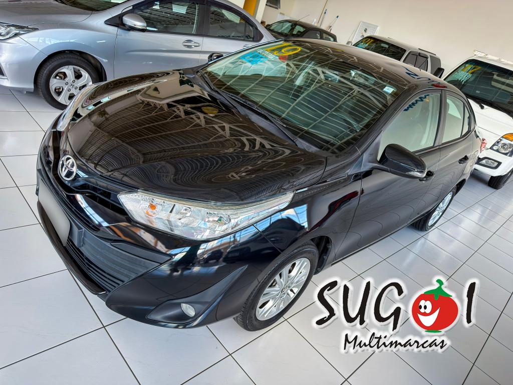 TOYOTA Yaris Sedan - Foto