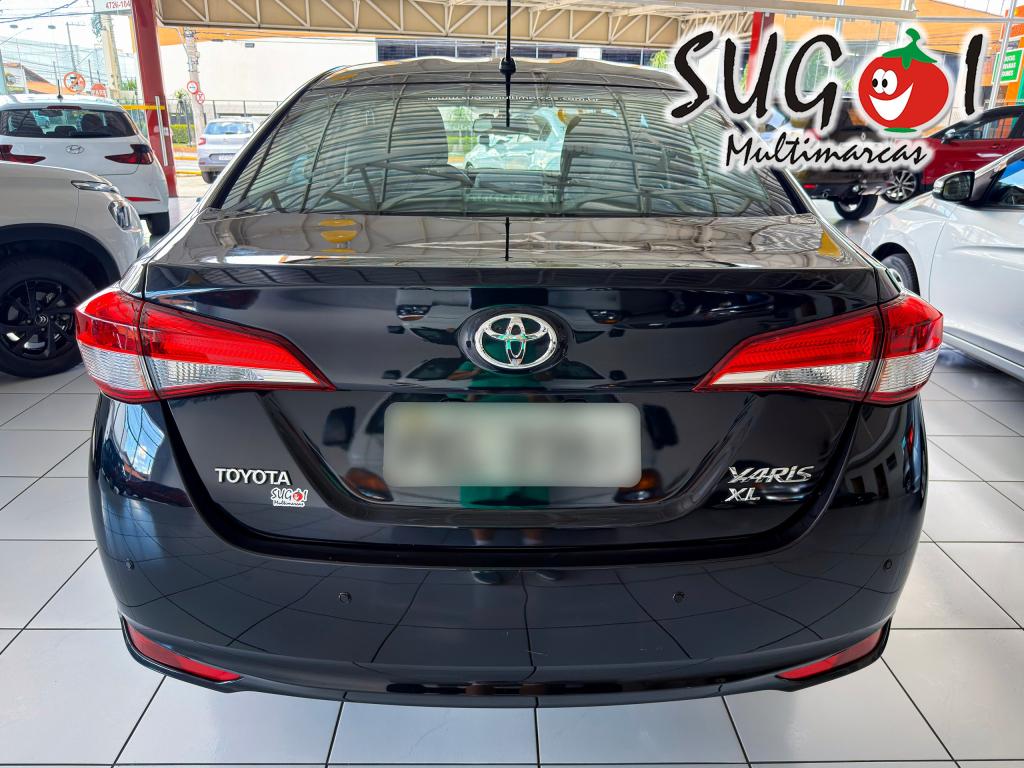 TOYOTA Yaris Sedan - Foto