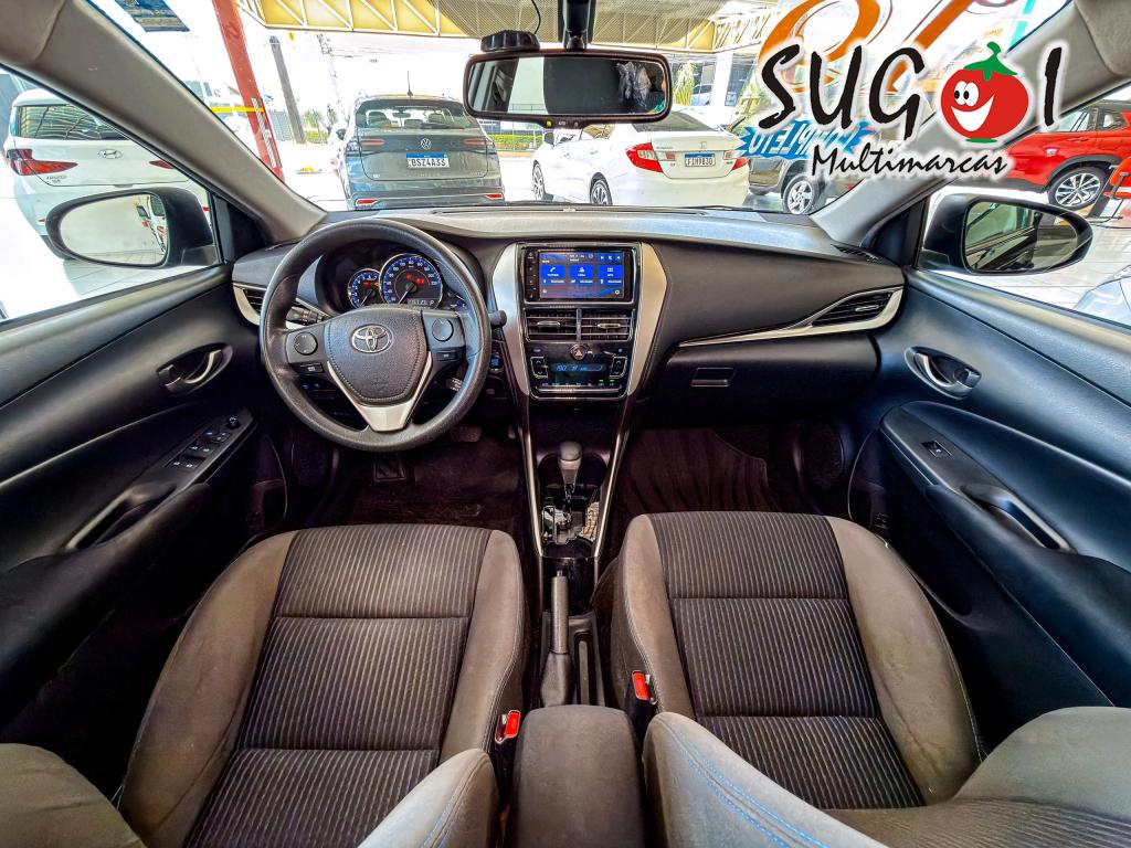 TOYOTA Yaris Sedan - Foto