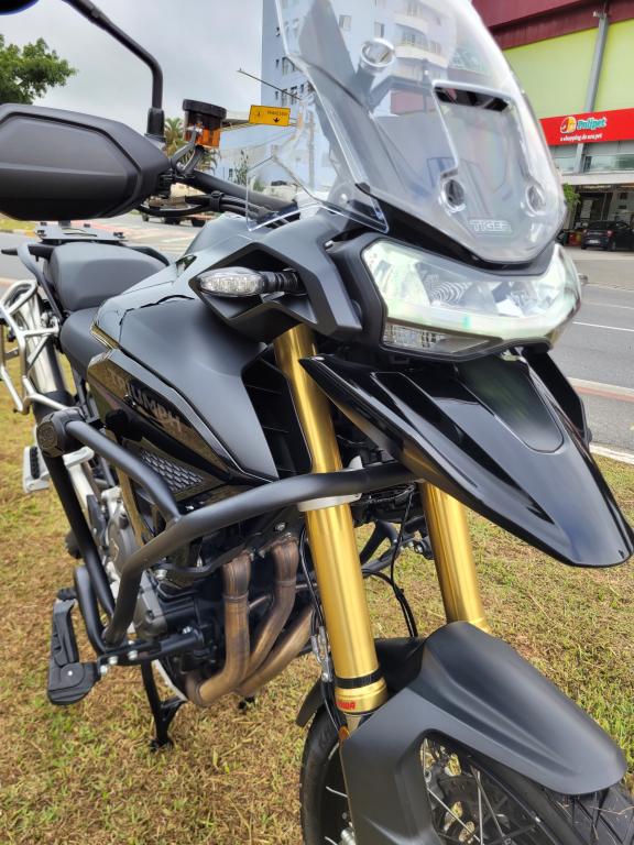 TRIUMPH Tiger 1200 - Foto