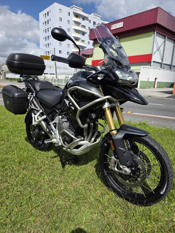 TRIUMPH Tiger 1200 - Foto