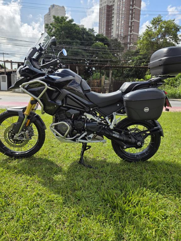 TRIUMPH Tiger 1200 - Foto