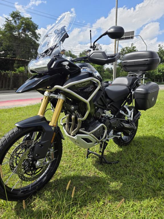 TRIUMPH Tiger 1200 - Foto