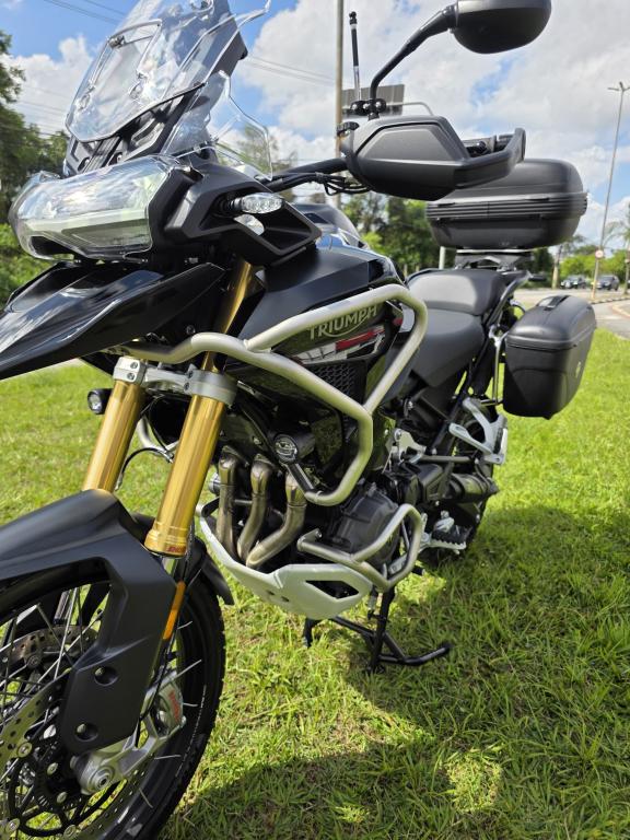 TRIUMPH Tiger 1200 - Foto