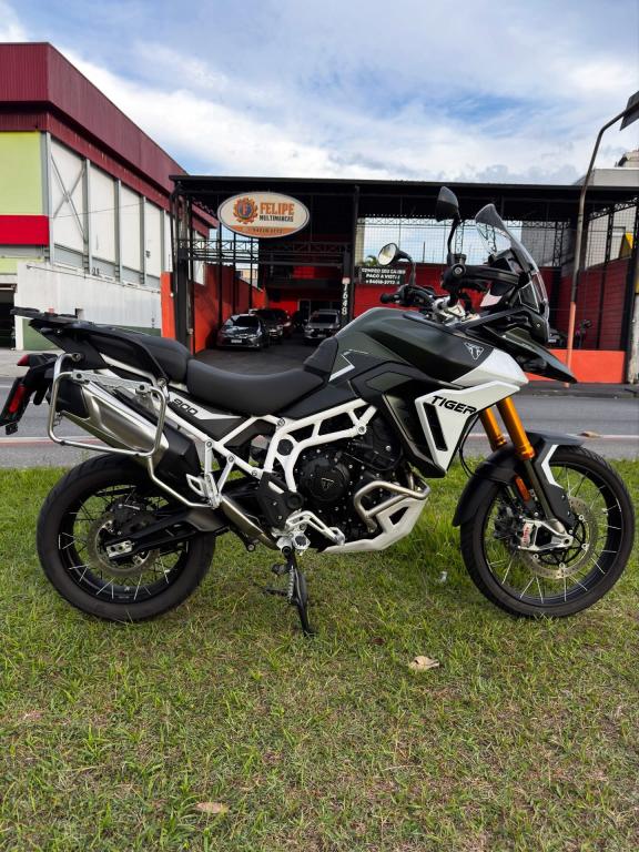 TRIUMPH Tiger 900 GT Pro