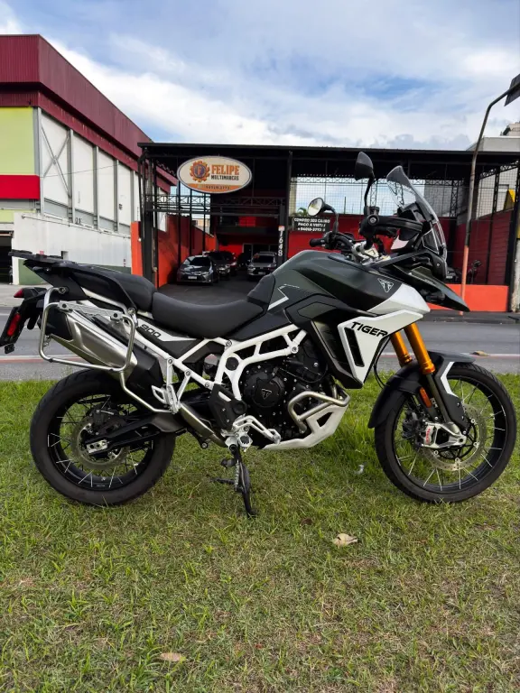 TRIUMPH Tiger 900 GT Pro