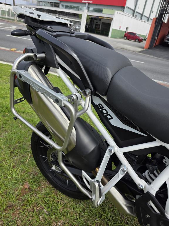 TRIUMPH Tiger 900 - Foto