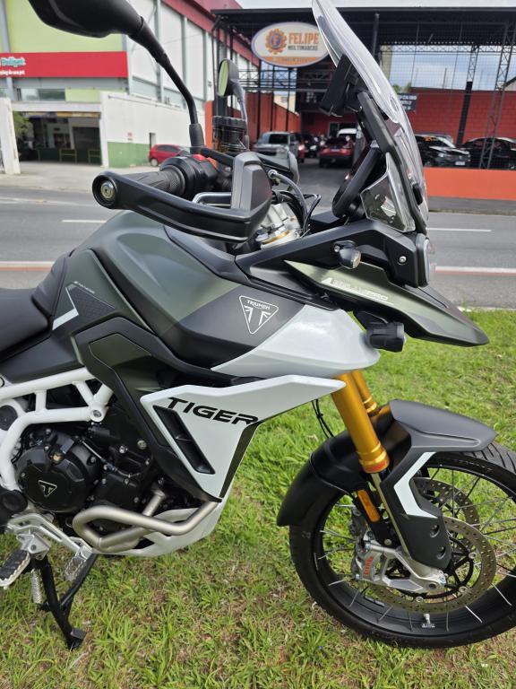 TRIUMPH Tiger 900 - Foto