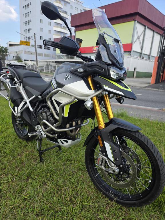 TRIUMPH Tiger 900 - Foto
