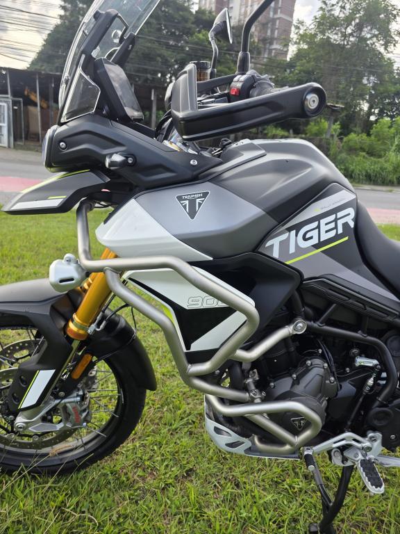 TRIUMPH Tiger 900 - Foto