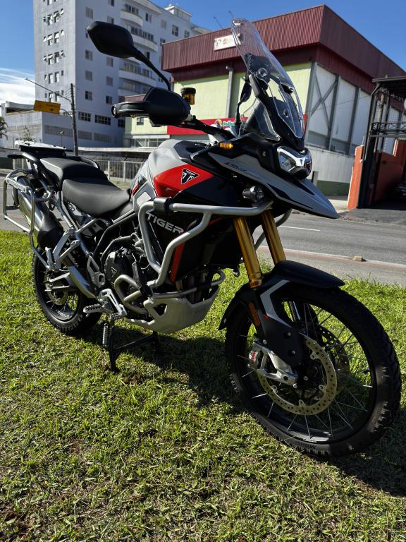 TRIUMPH Tiger 900 - Foto