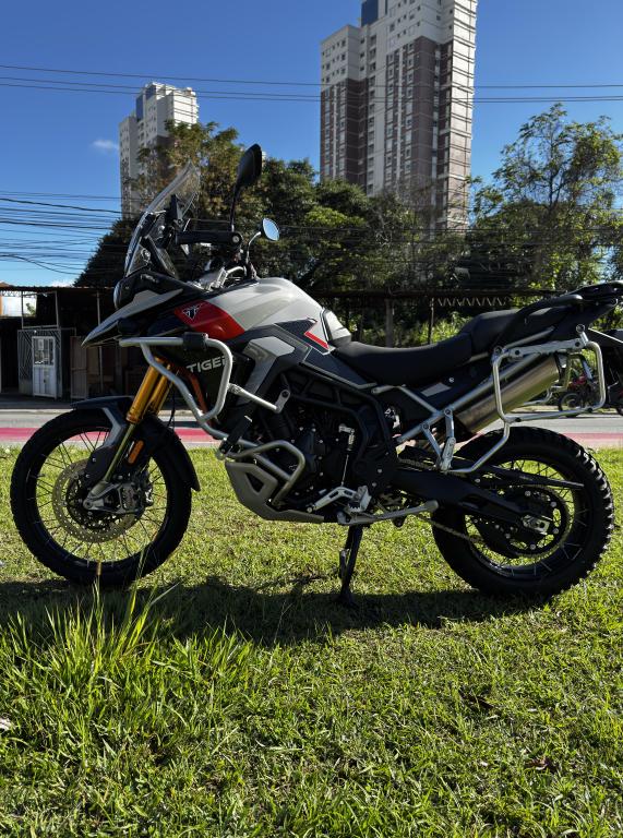 TRIUMPH Tiger 900 - Foto