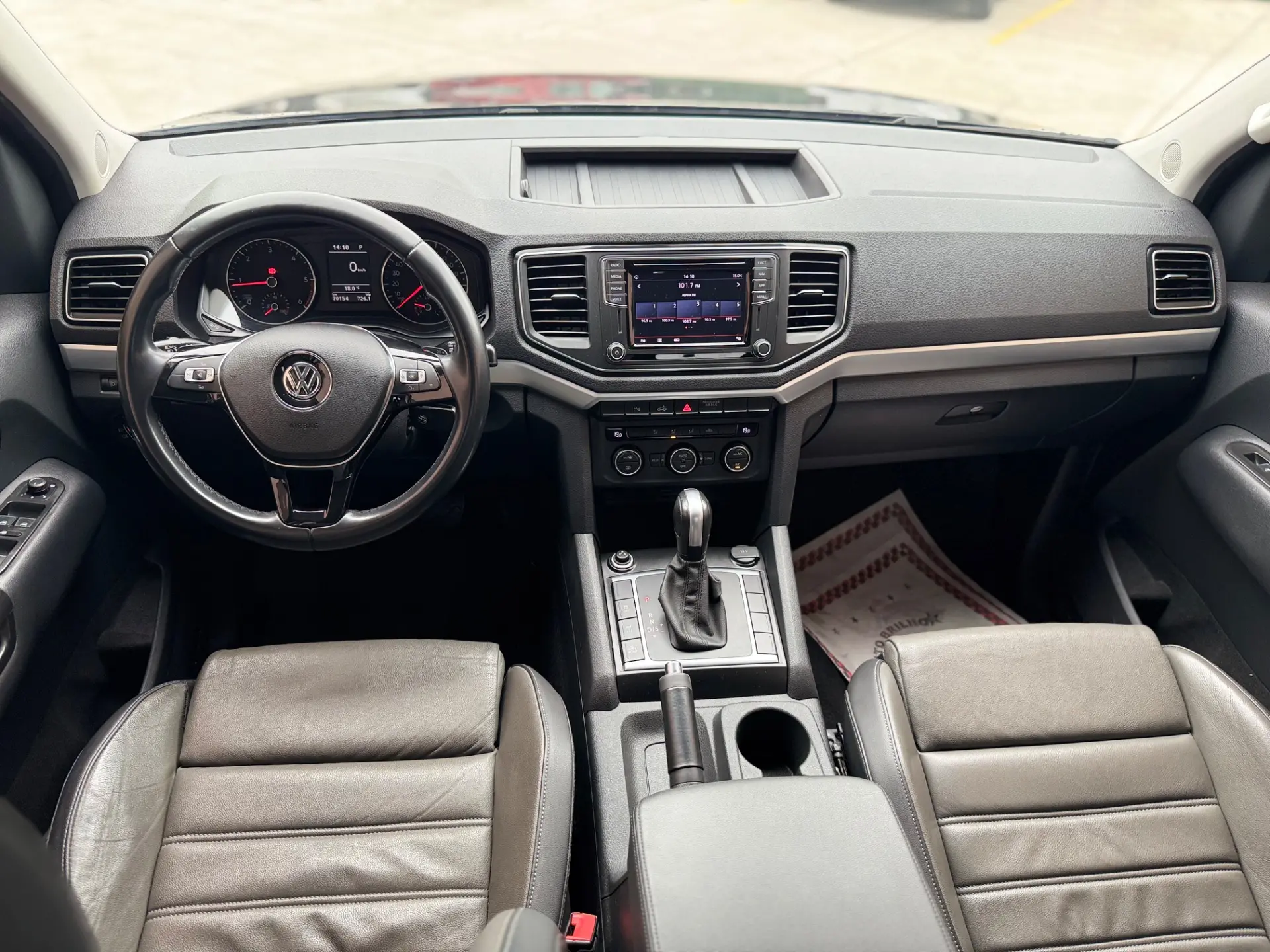 VOLKSWAGEN Amarok - Foto