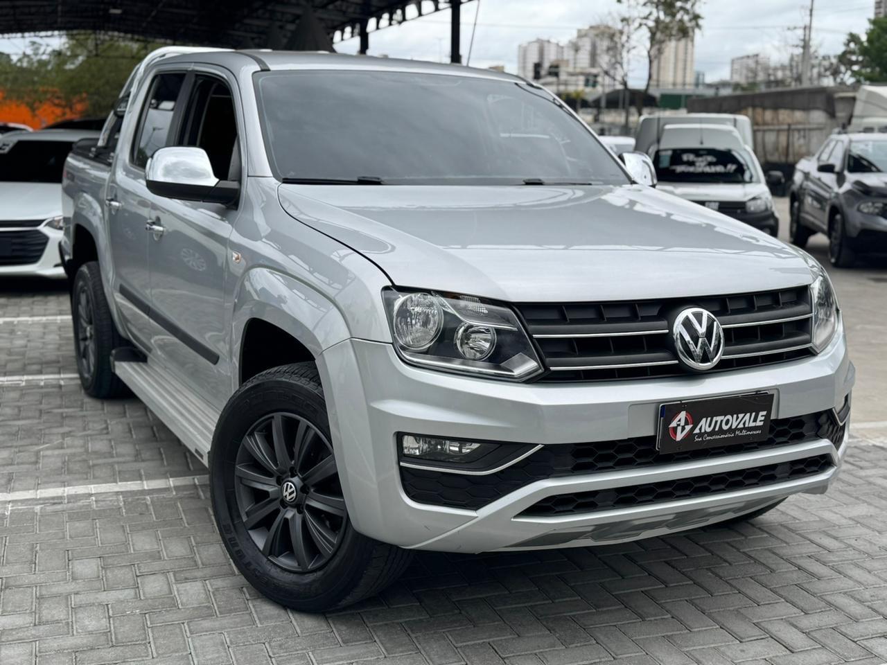 VOLKSWAGEN Amarok - Foto