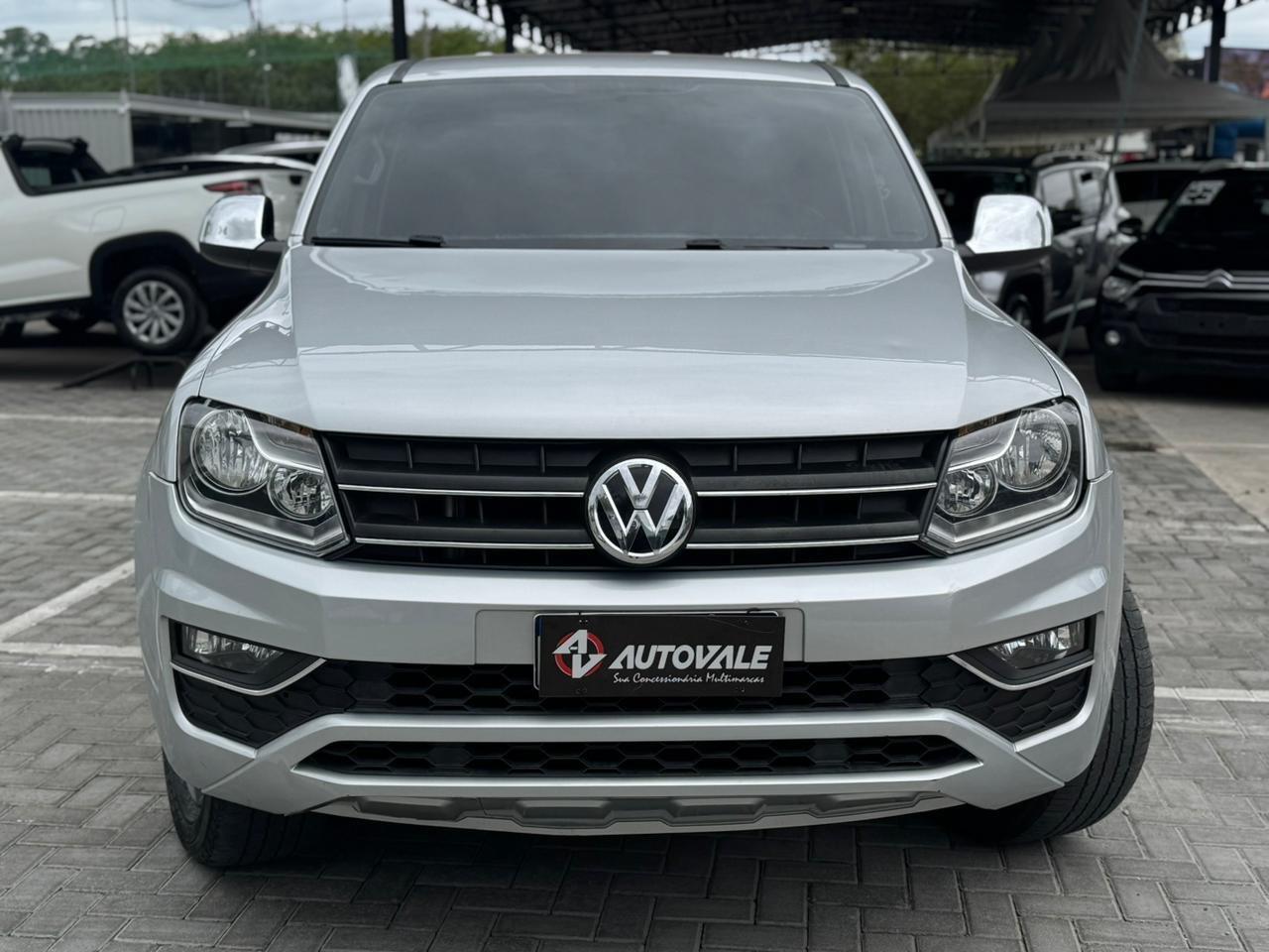 VOLKSWAGEN Amarok - Foto