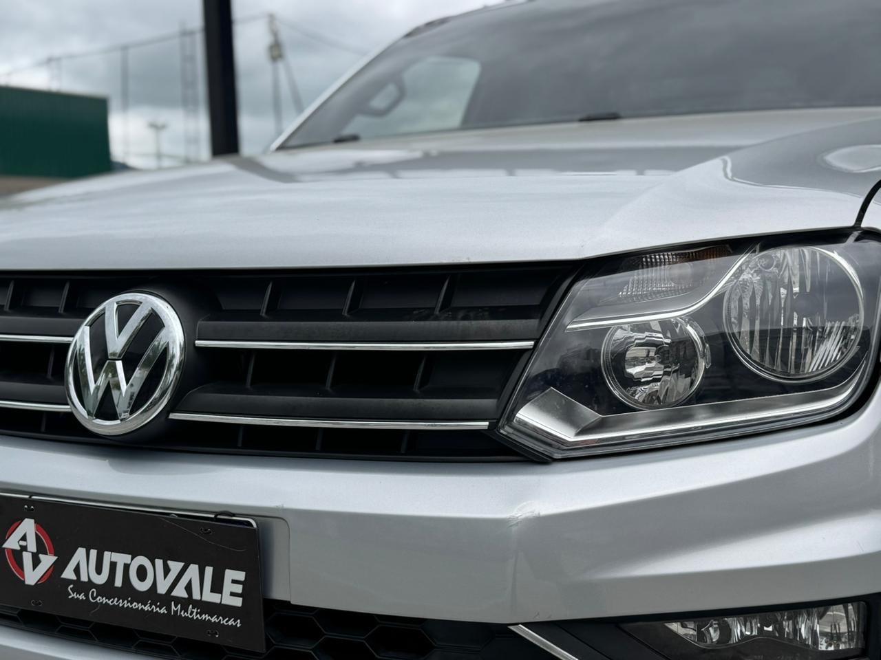 VOLKSWAGEN Amarok - Foto