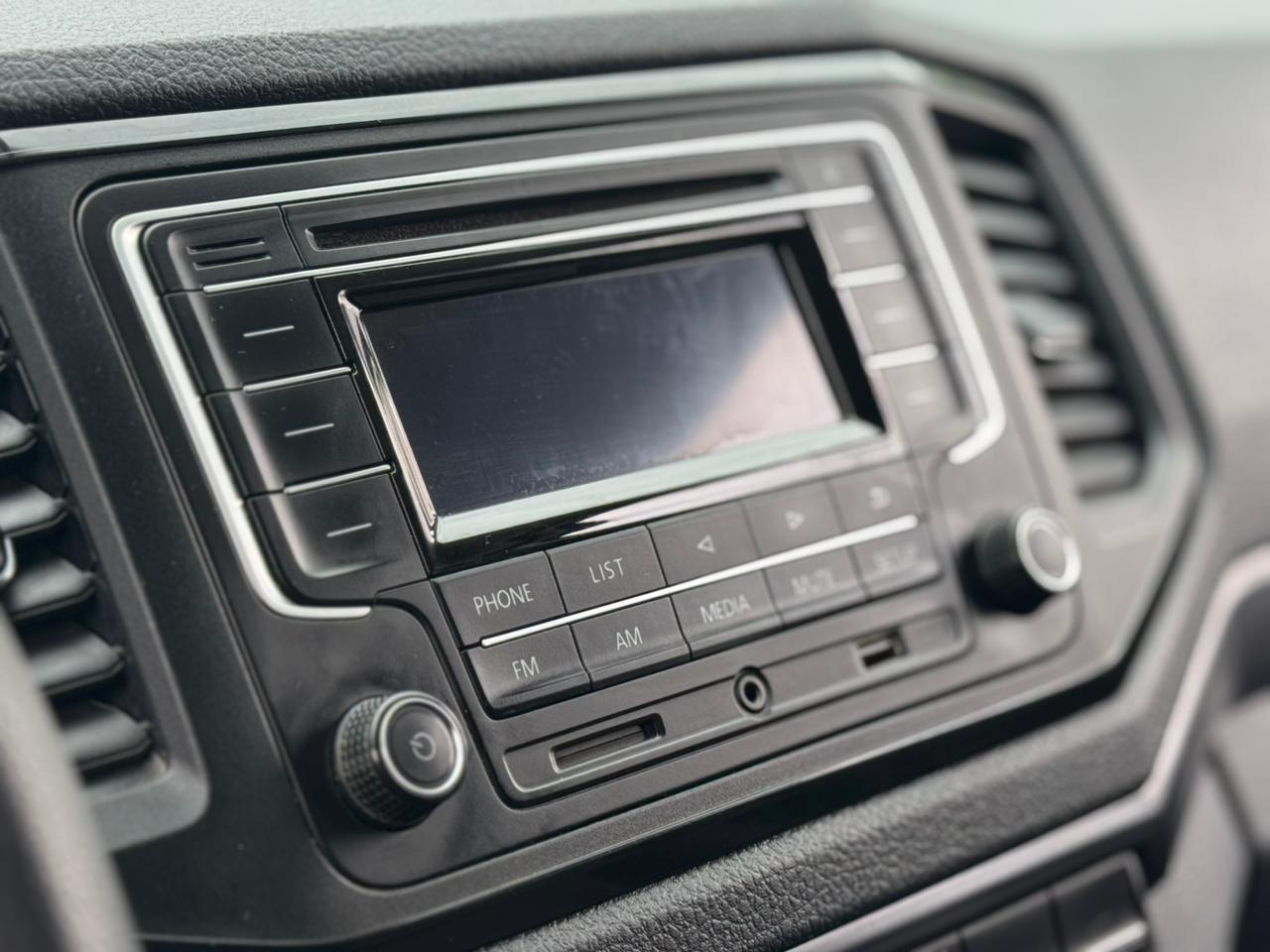 VOLKSWAGEN Amarok - Foto